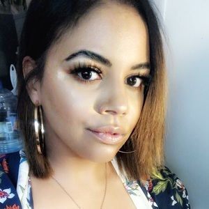 Meet your Posher, Nikki